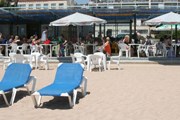 Стоимость аренды пляжного инвентаря - от 6 до 10 евро в сутки. // Travel.ru