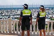 Полиция позаботится о безопасности туристов. // torrevieja.com
