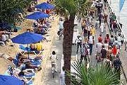 Пляж на берегу Сены открывается девятый год подряд. // parisapartmentsrent.com