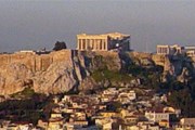 Уникальная возможность посетить Акрополь в лунном свете. // Wikipedia