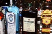 Одновременно запрещается торговля алкоголем ночью. // cursorinfo.co.il