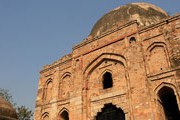 Гробница Бижри-хана до реконструкции. // flickr.com