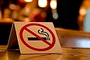 В общественных местах Польши запретили курить. // Istockphoto