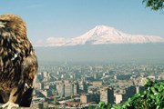 Армения привлекает туристов историей, памятниками и природой. // iStockphoto