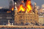 Пожар на вокзале Haydarpa&#351;a // AP