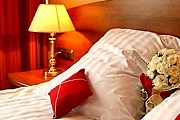Отель примет гостей Евро-2012. // azimut-hotel.ru