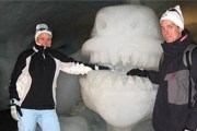 Посещение ледяной пещеры - среди возможностей apres-ski на курорте. // travelpod.com