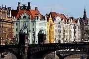 Прага снова привлекает туристов. // clemensreijnen.nl