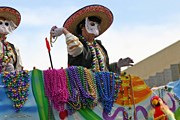 Маски и разноцветные бусы – основные атрибуты Mardi Gras. // iStockphoto