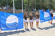 Пляжи Евпатории снова получили "Голубые флаги". // liveinternet.ru