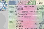 Из-за задержек с выдачей виз у туристов срываются поездки. // Travel.ru