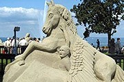 Скульптуру из песка можно самостоятельно создать в зоопарке. // helsinki.ru