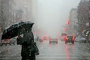 Погода в Европе - совсем не летняя. // cityroom.blogs.nytimes.com