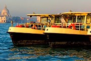 Туристы будут стоять в отдельной очереди. // mediterranean-cruise-ports-easy.com
