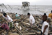 Тайфун нанес Филиппинам значительный ущерб. // AP