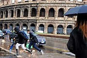 Проливные дожди стали причиной чрезвычайной ситуации в Италии. // france24.com