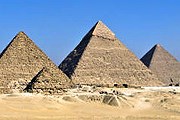 Египетские власти упорядочивают проход к пирамидам. // seichim-sekhem.com