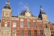 Центральный вокзал Амстердама // wikipedia.org