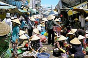 Типичный рынок во Вьетнаме // warehouseexpress.com