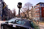 Машины с камерами на крыше побывают в 20 городах Чехии. // guardian.co.uk