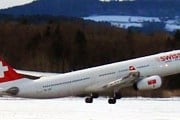 Самолет авиакомпании SWISS // Travel.ru