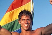 Права геев в Сербии защитят. // blog.pinkchoice.com