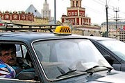 У московских вокзалов будут работать только легальные такси. // nnm.ru