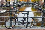 В центре Амстердама запретят парковку велосипедов. // iStockphoto / kaleigh