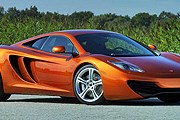 Почувствовать себя миллионером можно, взяв напрокат McLaren MP4-12C. // topcarzones.com