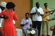 Чангуи - кубинский народный танец. // worldmusicstore.com