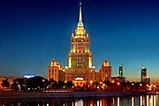"Украина" стала последней "сталинской" высоткой. // hotel-inn.ru