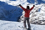 Катание в Альпах возможно и зимой, и летом. // destination360.com