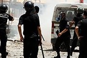 В Тунисе снова беспорядки. // Reuters