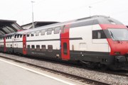 Поезд швейцарских железных дорог // Travel.ru