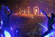 Фестиваль привлекает около 2 миллионов зрителей. // streetparade.com