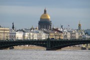 Петербург - популярное туристическое направление в России. // Travel.ru