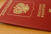 Достаточно, чтобы паспорт был действительным на время поездки. // РИА "Новости"