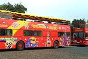 Красные двухэтажные автобусы "Сити Сайтсиинг Москоу" // Travel.ru