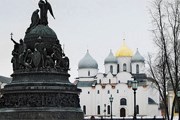 Памятник "Тысячелетие России" в Великом Новгороде // kezling.ru