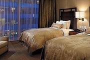Номер в Shangri-La Hotel, Toronto // shangri-la.com