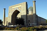 За каждого гостя Узбекистана турбизнес заплатит $2. // venividi.ru