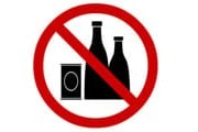 Правило распространяется и на алкоголь, купленный в Duty Free аэропорта. // sportingpulse.com