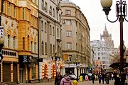Туристы познакомятся с достопримечательностями улицы. // a-a-ah.ru