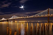 Bay Bridge с новой подсветкой. // designyoutrust.com 