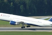 Самолет Delta Airlines // Travel.ru