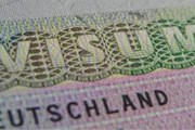 Все больше городов имеют визовые центры Германии. // dw.de