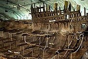 Шхуна Mary Rose затонула 437 лет назад. // warmafloor.co.uk 