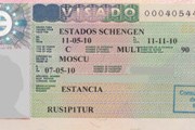 Даже шенгенскую визу россиянам получить проще. // Travel.ru