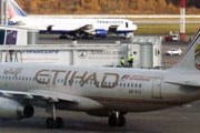 Самолет Etihad Airways // Travel.ru
