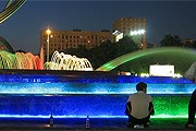 Фонтанный комплекс на площади Европы в Москве. // wikimedia.org
